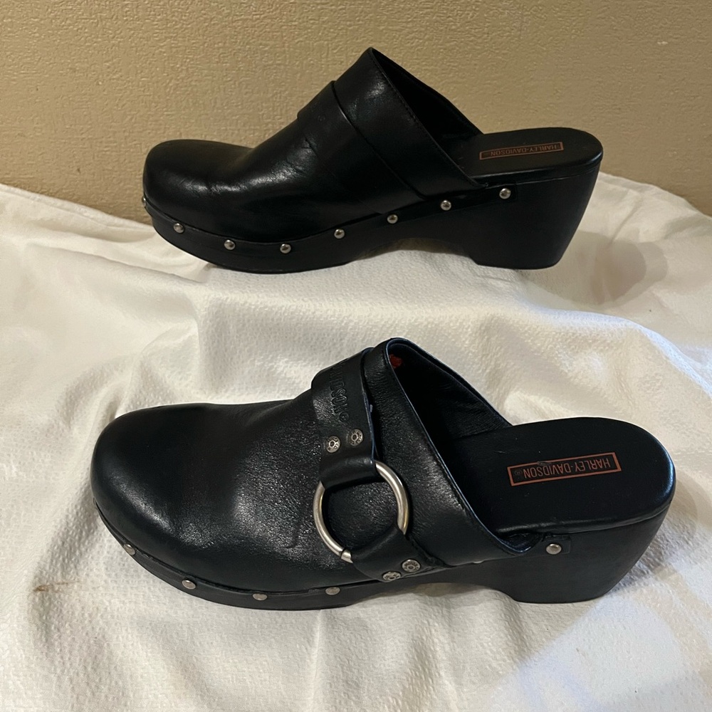 Harley Davidson Clogs - Picture 4 of 12